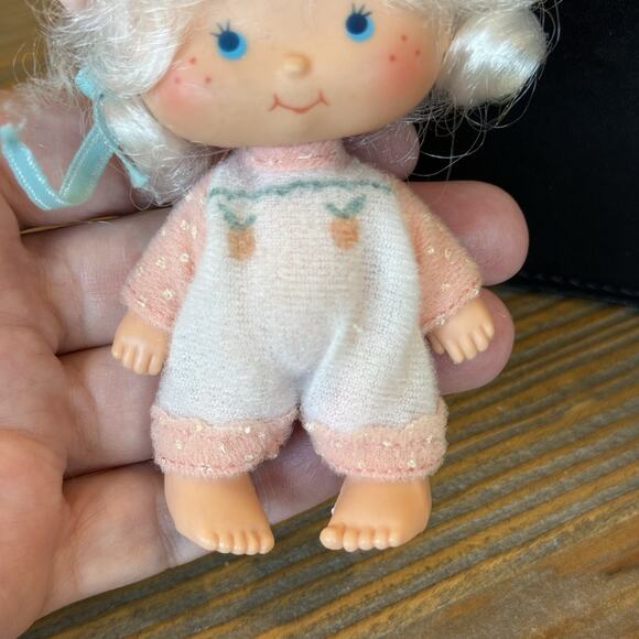 🍓 Original '80s Strawberry Shortcake Apricot & Hopsalot 1st Edition Flat Hands - Picture 10 of 11